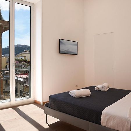 Downtown Umberto 74 Apartment เนเปิลส์ ภายนอก รูปภาพ